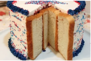 Kitchen tips website --keeping a cake fresh with bread